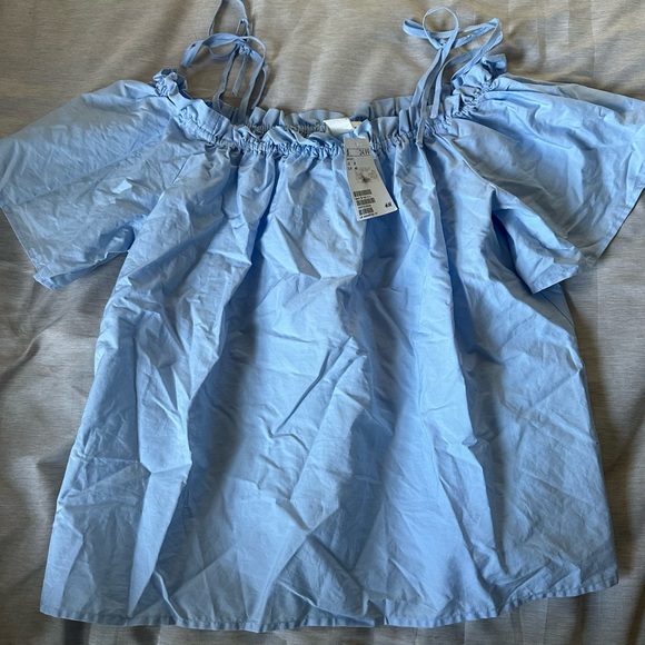 Bundle of New clothes - Picture 2 of 9